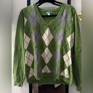 Izod Green and Cream Argyle V-Neck Sweater